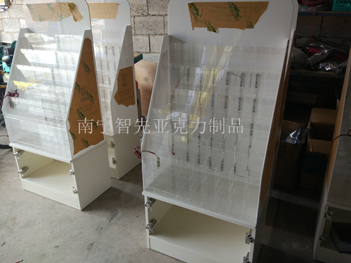 某品牌定制亚克力展示柜